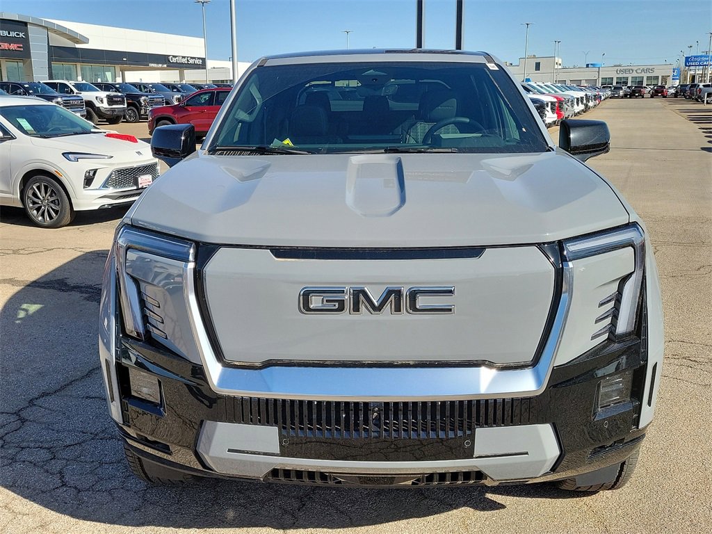 2025 Gmc Sierra EV photo 3