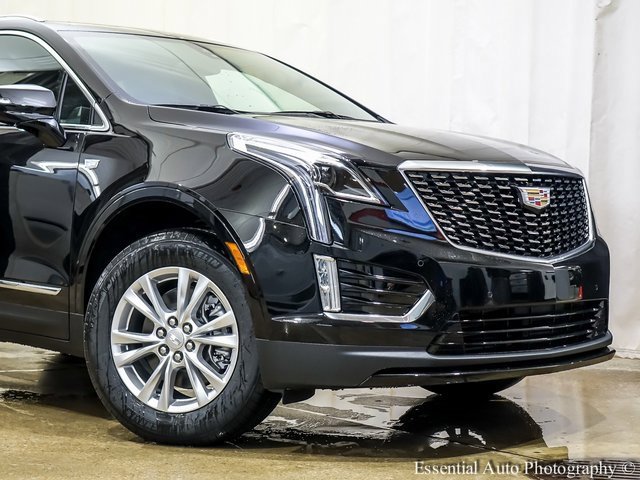 2025 Cadillac XT5 Luxury photo 2