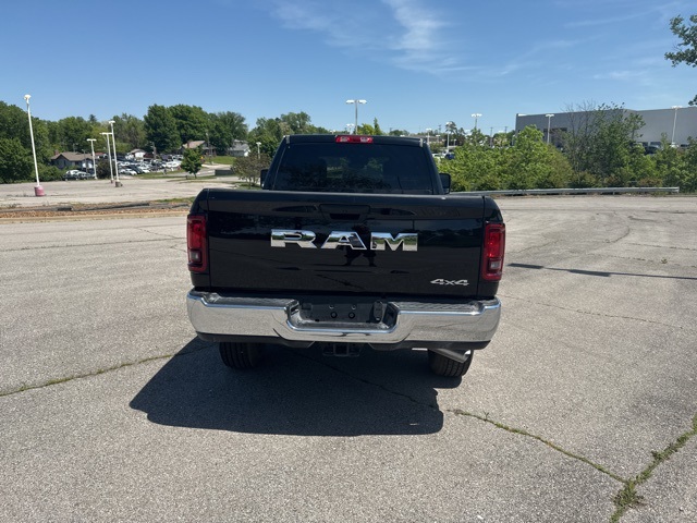 2025 Ram 3500 Tradesman photo 6