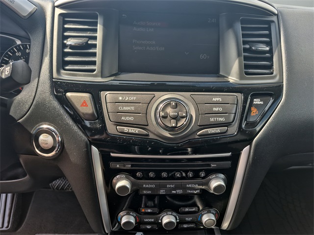 2020 Nissan Pathfinder SV photo 17