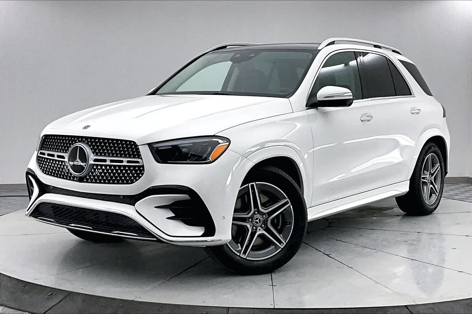 2026 Mercedes-Benz GLE GLE450's photo