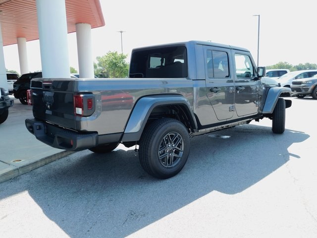2025 Jeep Gladiator Sport S photo 5