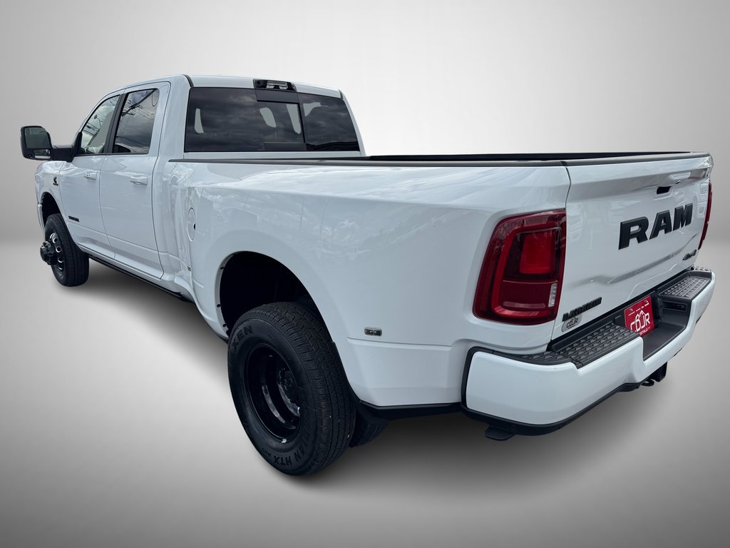 2025 Ram 3500 Laramie photo 4