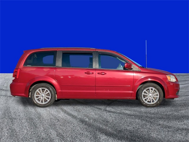 2014 Dodge Grand Caravan SXT photo 3
