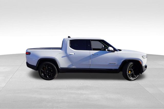 2022 Rivian R1T Adventure photo 3
