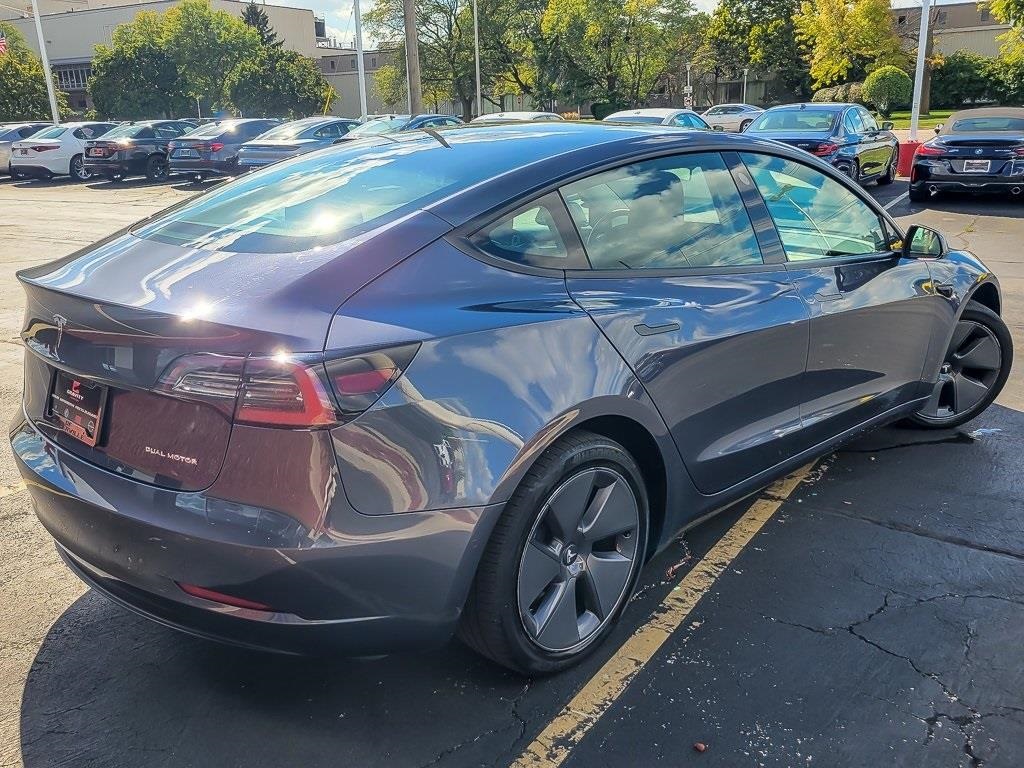 2022 Tesla Model 3 Long Range photo 7