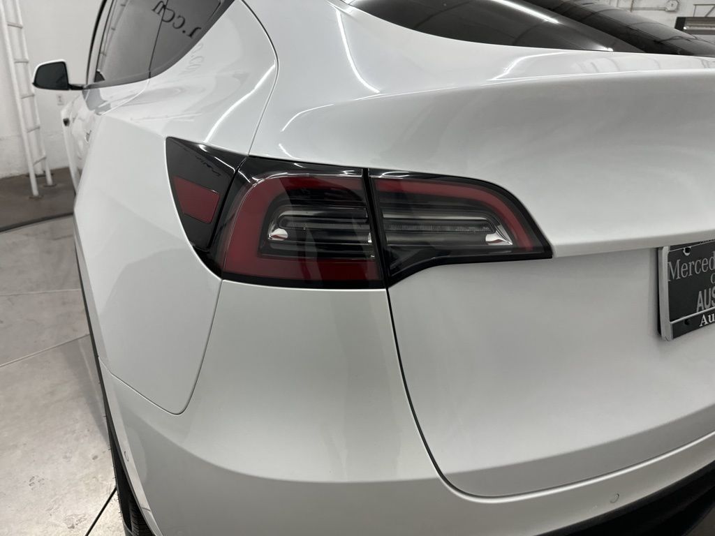 2021 Tesla Model Y Long Range photo 19