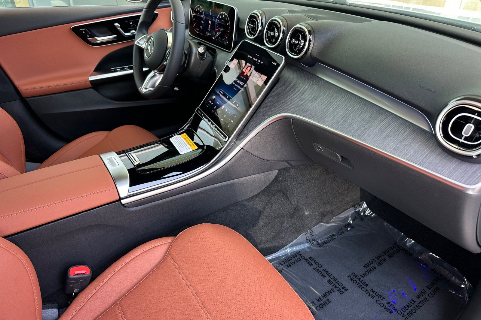 2025 Mercedes Benz C 300 photo 13