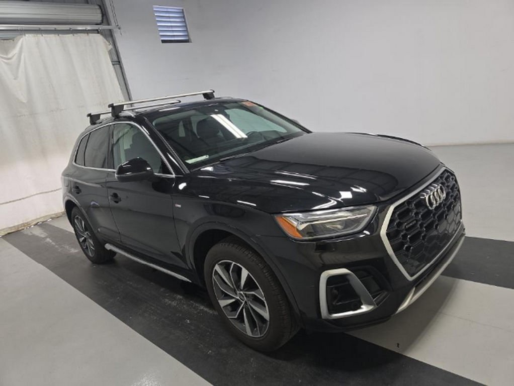 2022 Audi Q5 45 S line Premium photo 3