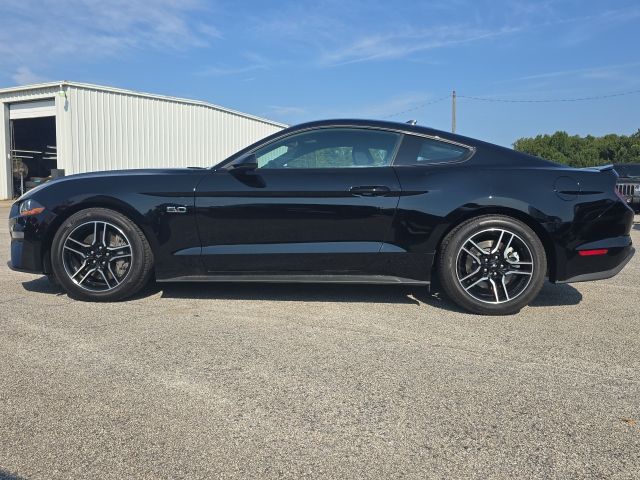 2023 Ford Mustang GT photo 2