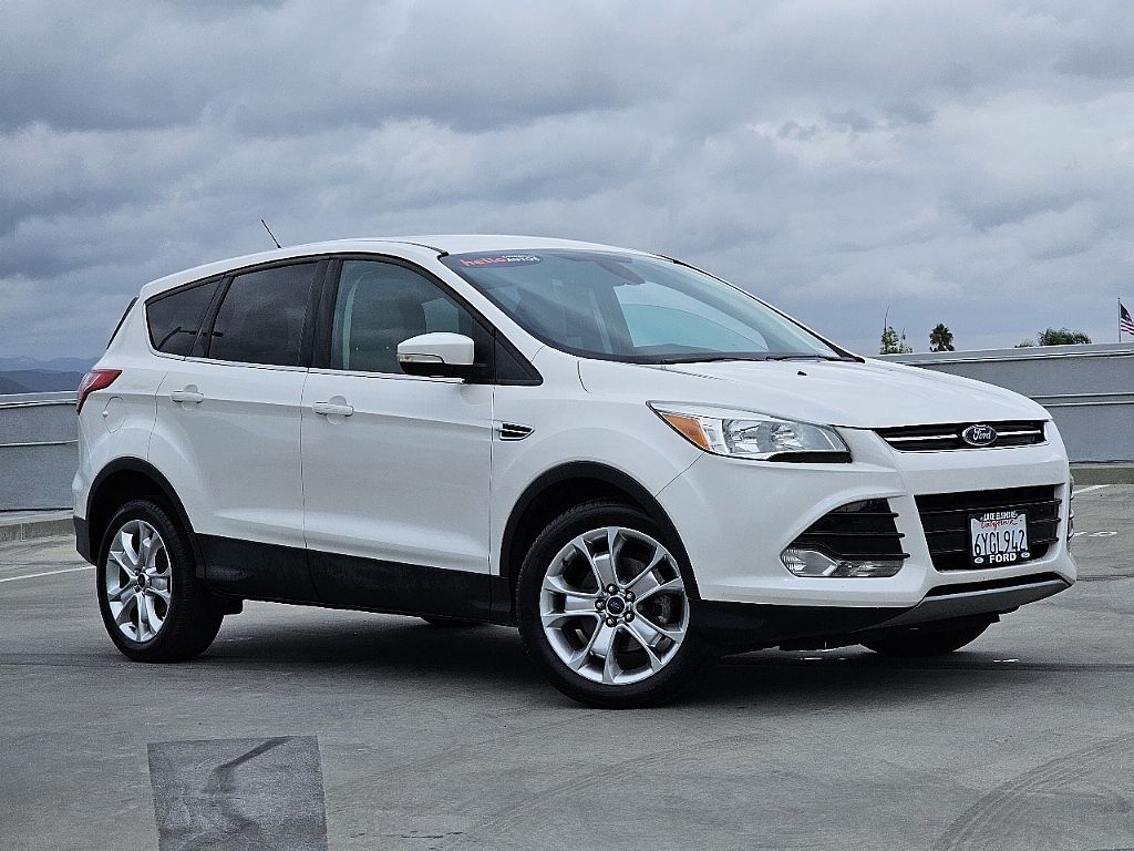 2013 Ford Escape SEL photo 2