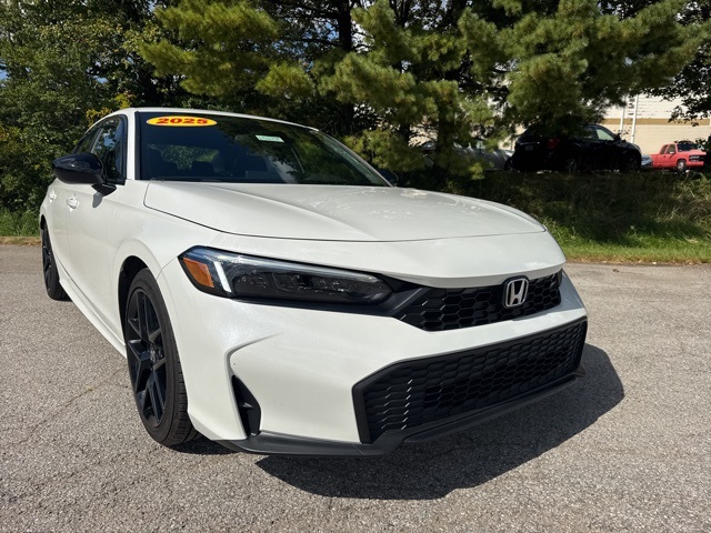 2025 Honda Civic Sport photo 3