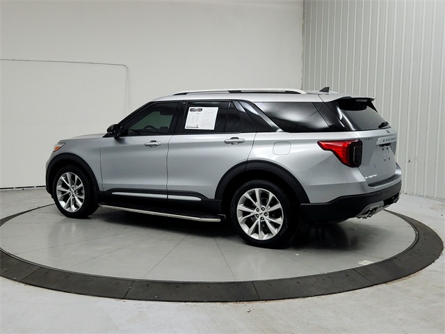 2021 Ford Explorer Platinum photo 2
