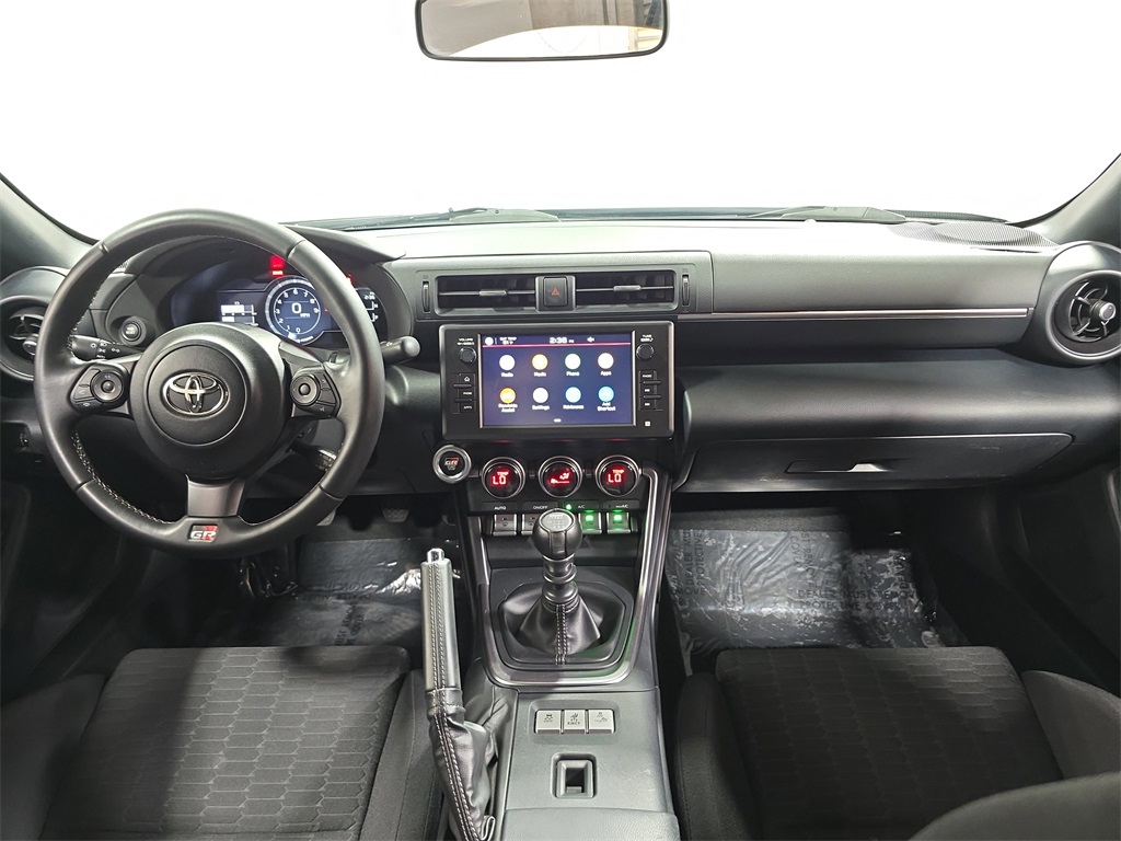2023 Toyota GR86 photo 13