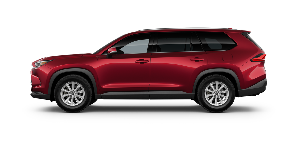2025 Toyota Grand Highlander XLE AWD photo 3