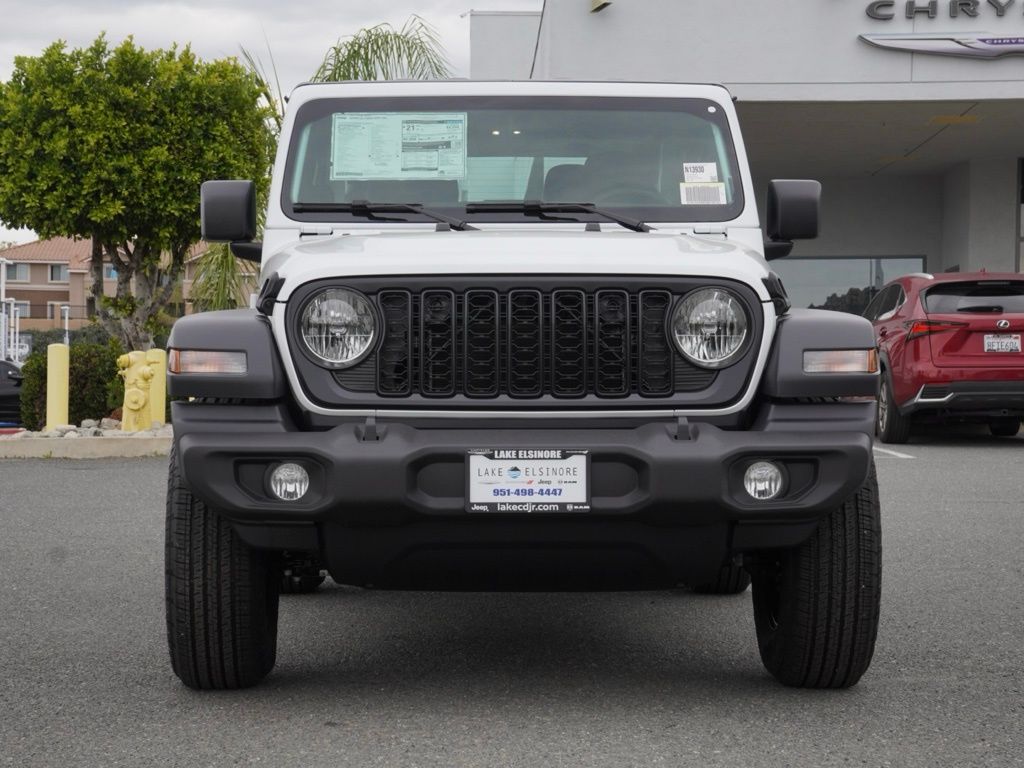 New 2026 Bright White Clear-Coat Exterior Paint Jeep Sport image 8