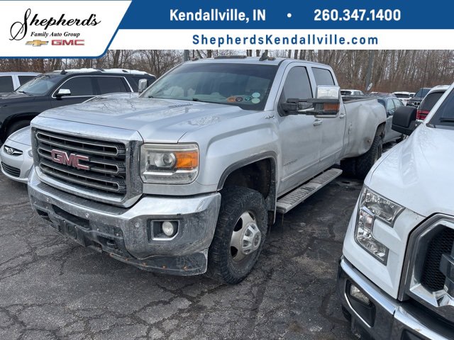 2015 GMC Sierra 3500 SLT's photo