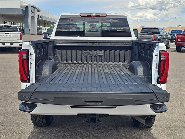 2026 Gmc Sierra 2500 HD Denali Ultimate photo 12