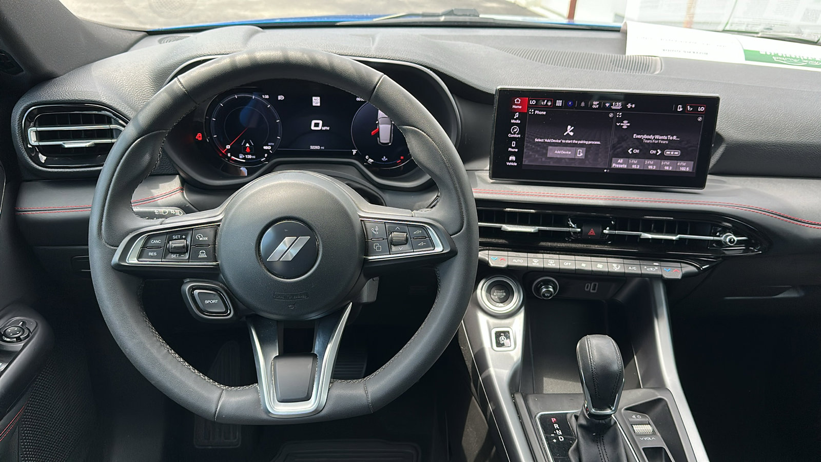 2023 Dodge Hornet GT photo 24