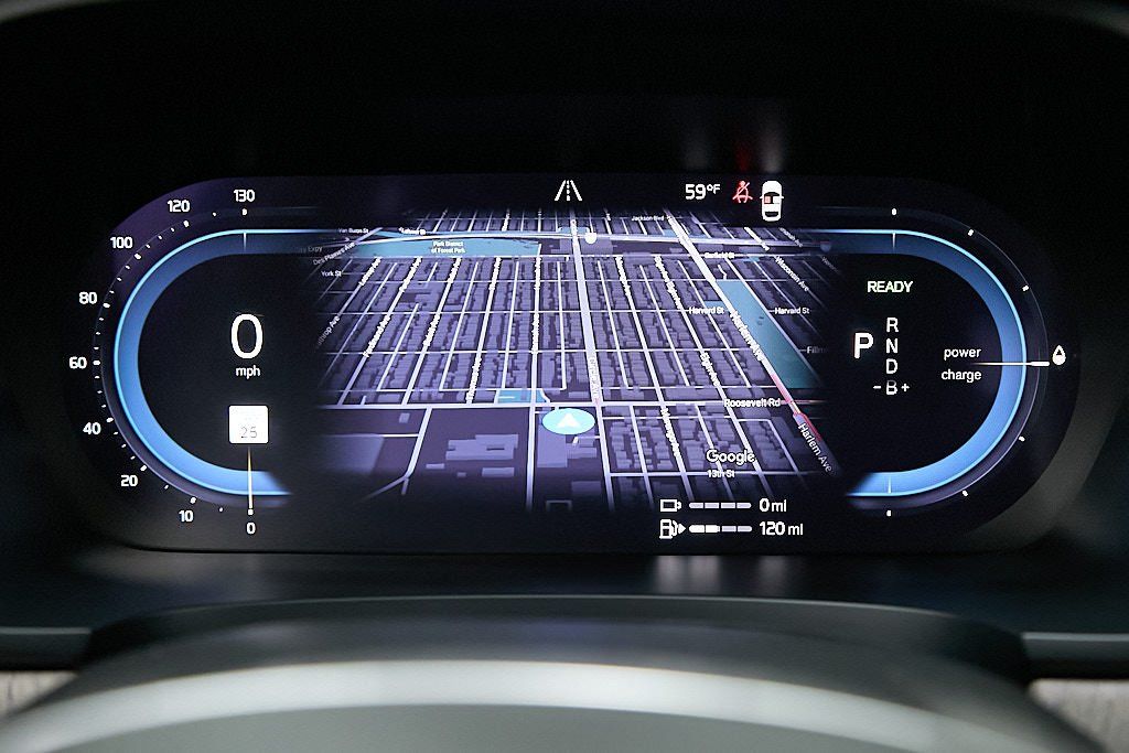 2024 VOLVO S90 - Image 25