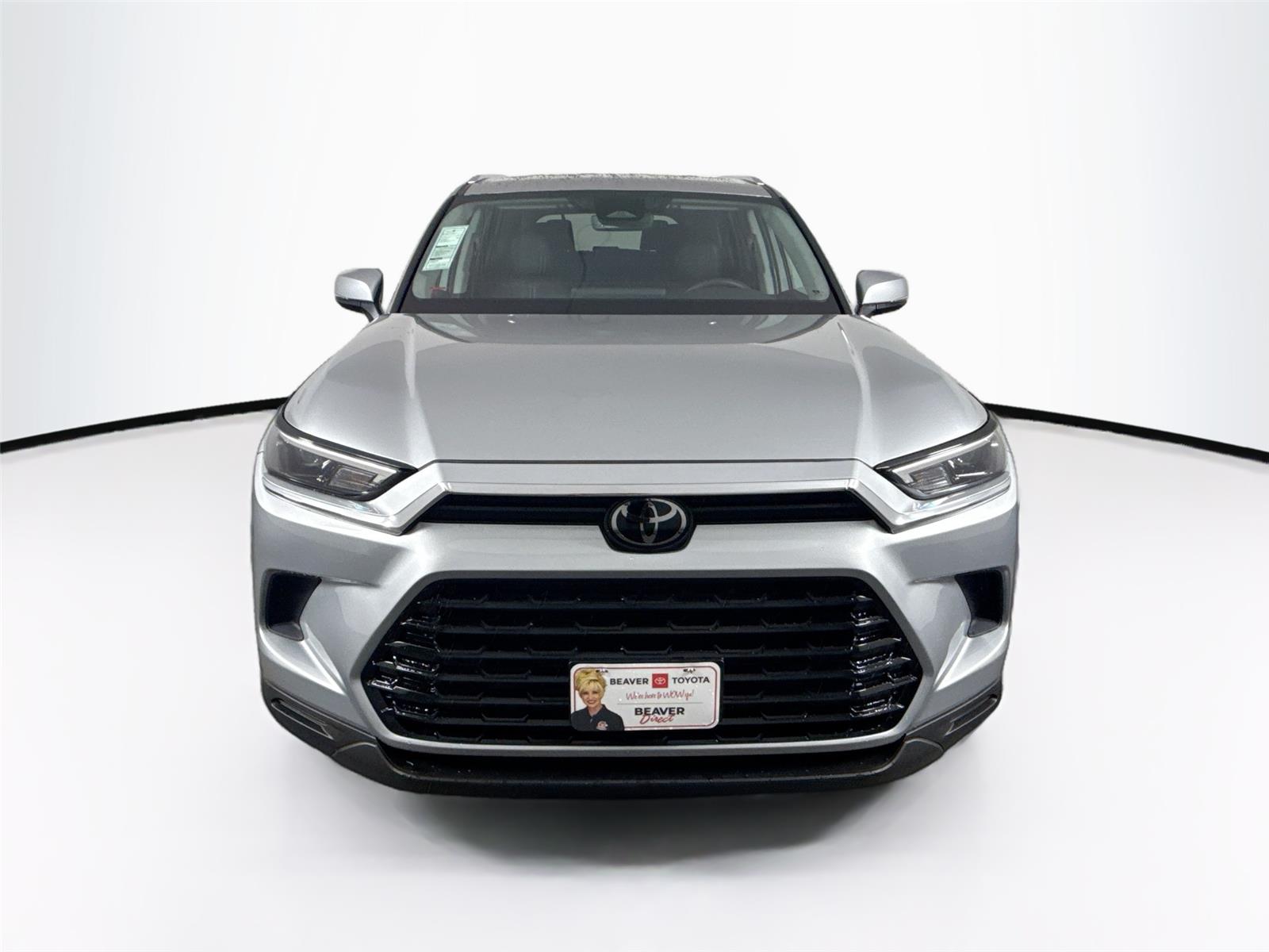 2024 Toyota Grand Highlander XLE photo 3