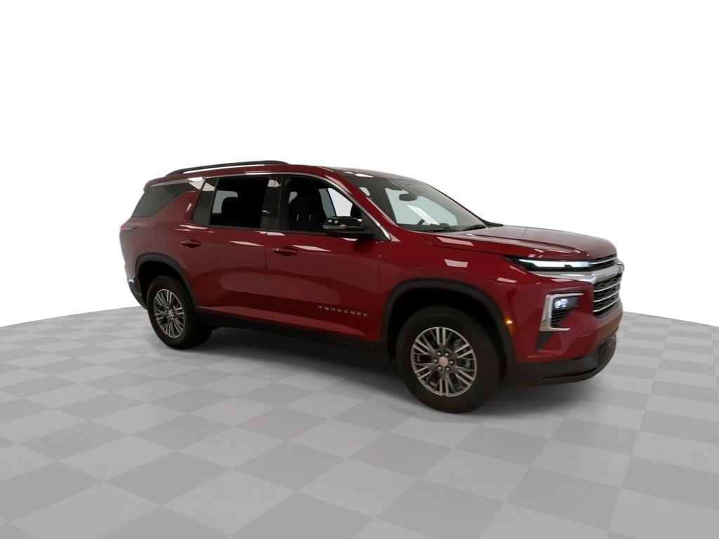 2025 Chevrolet Traverse photo 3