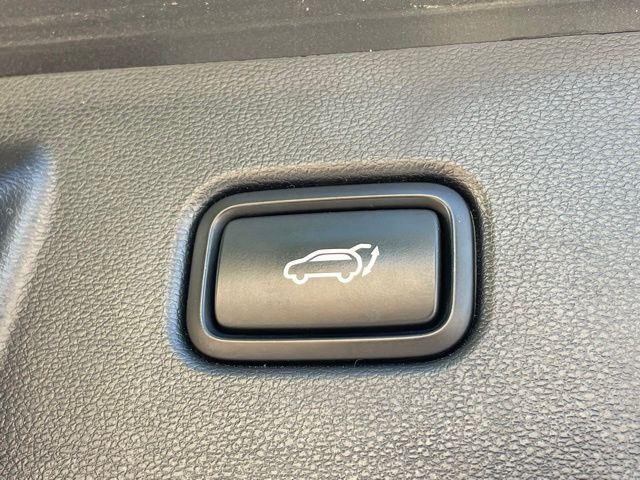 2022 Hyundai Tucson Limited photo 7