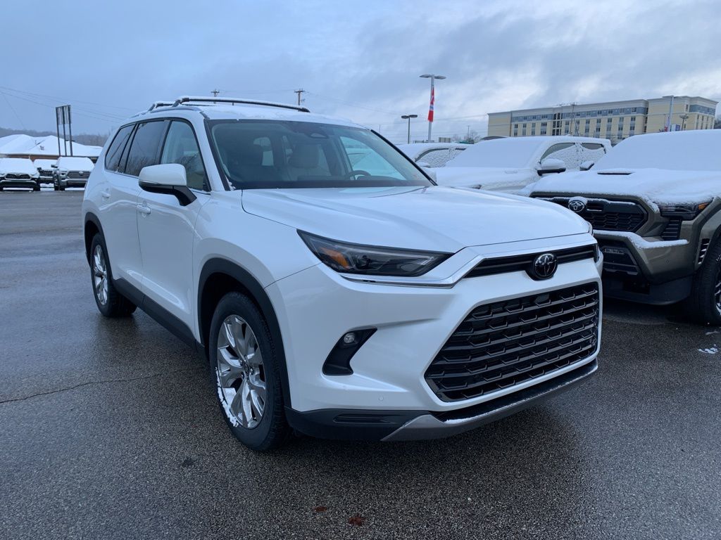 2026 Toyota Grand Highlander Limited's photo