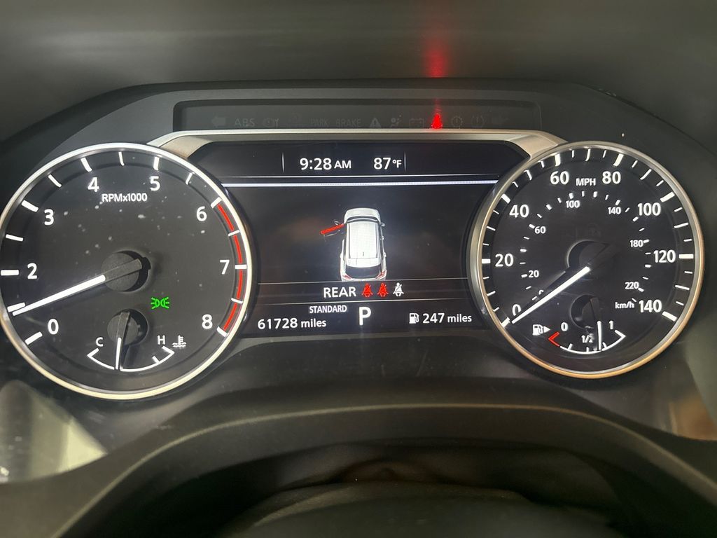 2022 Nissan Rogue SV photo 4