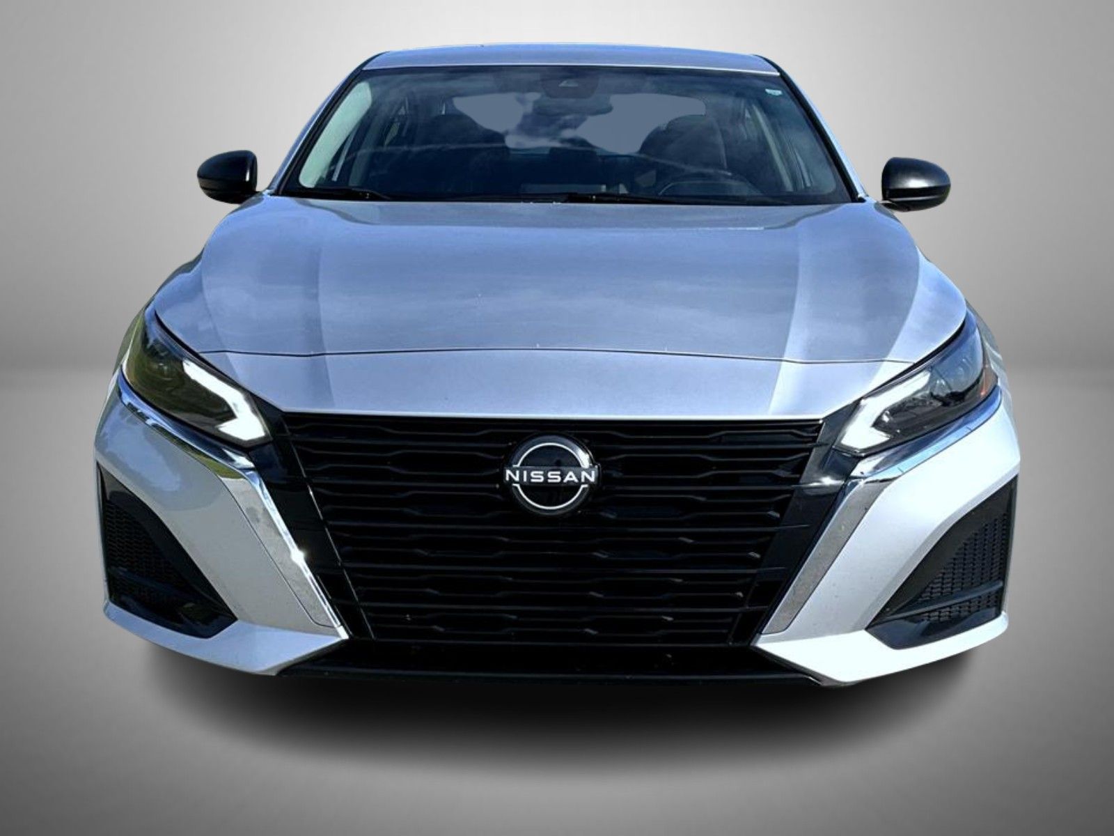 2024 Nissan Altima 2.5 SV photo 2