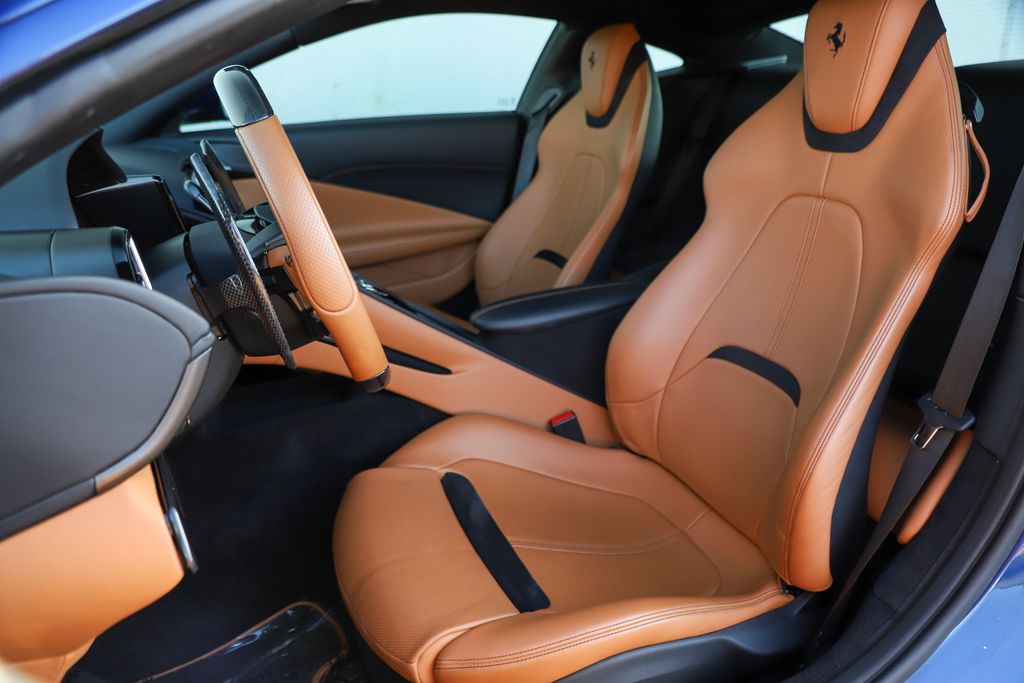 2022 Ferrari Roma photo 4
