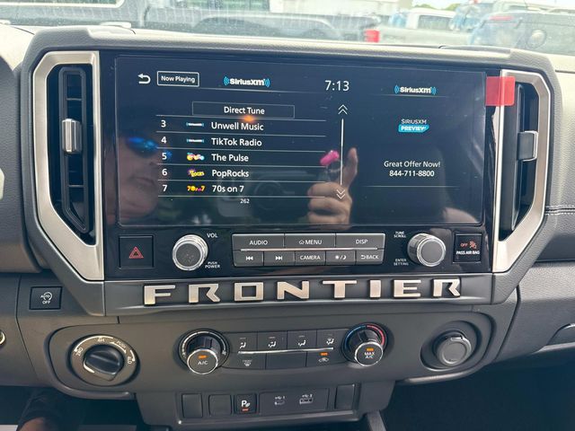 2025 Nissan Frontier SV photo 22