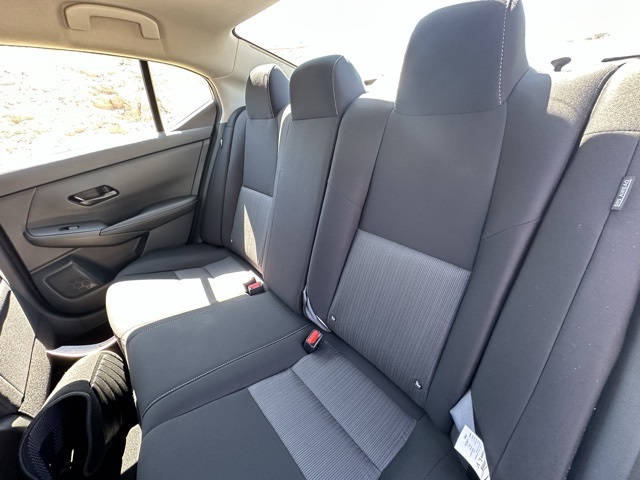 2025 Nissan Sentra SV photo 24