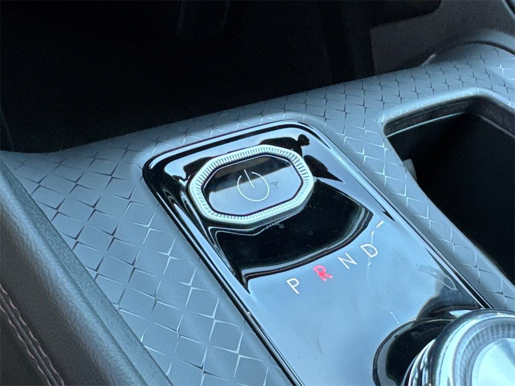 2025 Jeep Wagoneer S Limited photo 25