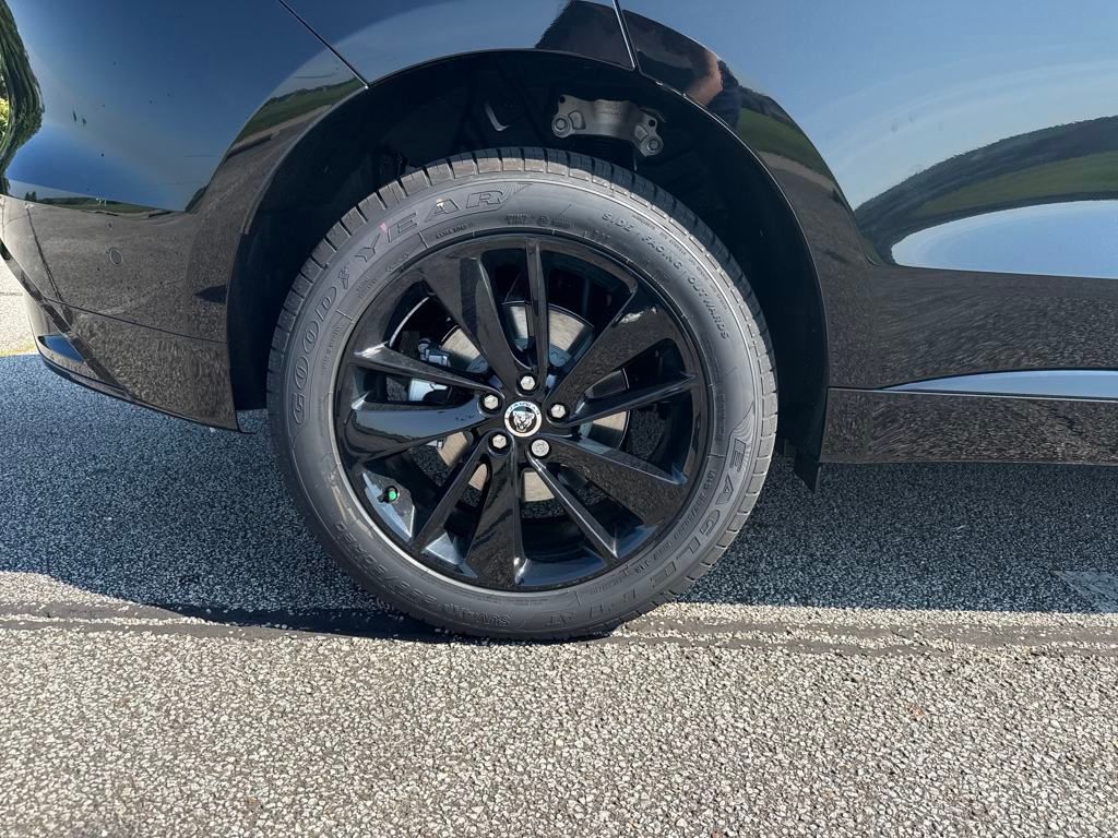 2026 Jaguar F-PACE P250 R-Dynamic S photo 21