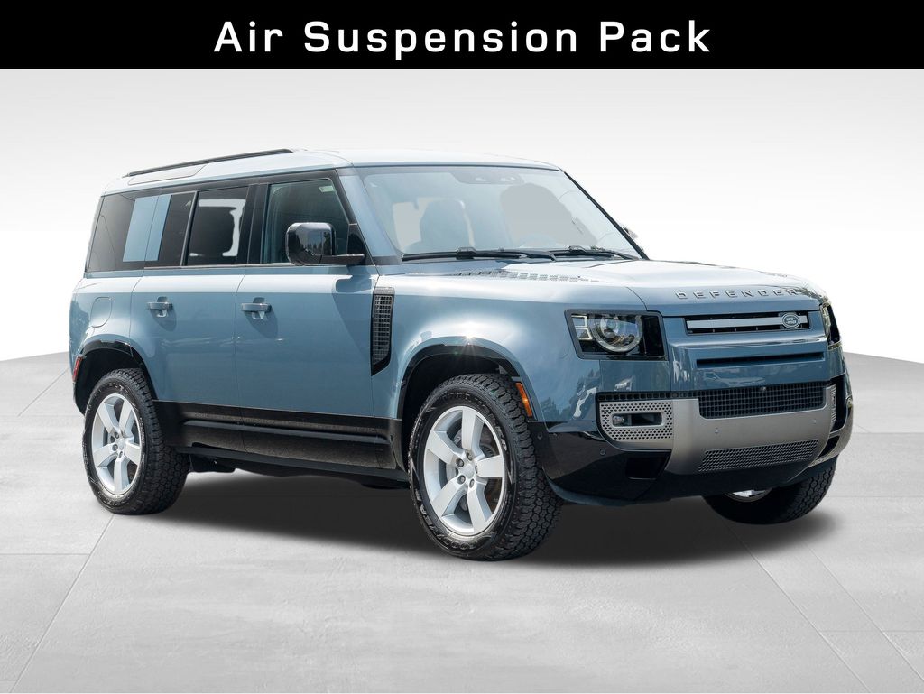 2025 Land Rover Defender 110 X-Dynamic SE photo 3