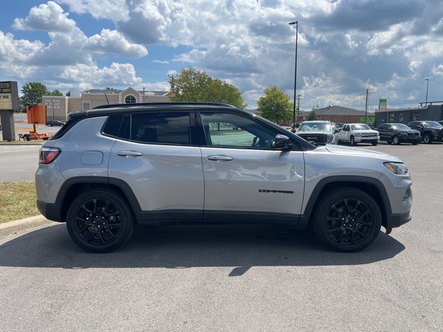 2022 Jeep Compass Altitude photo 4