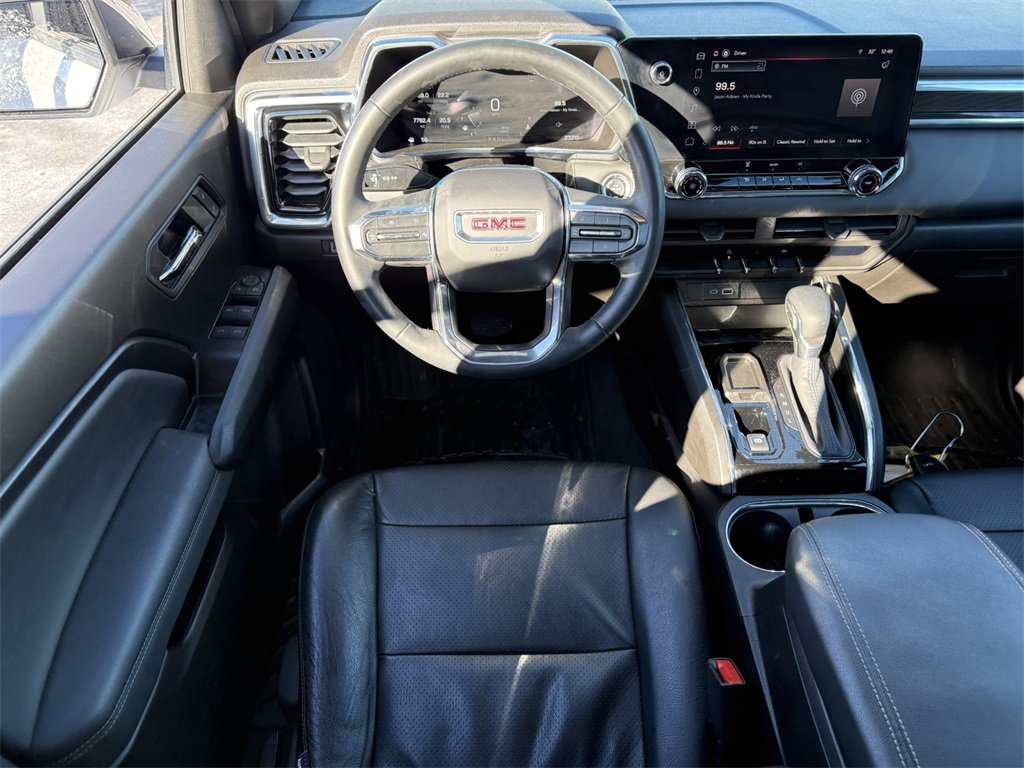 2024 GMC CANYON - Image 25