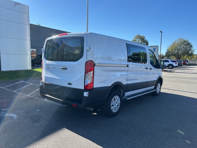 2024 Ford Transit photo 4