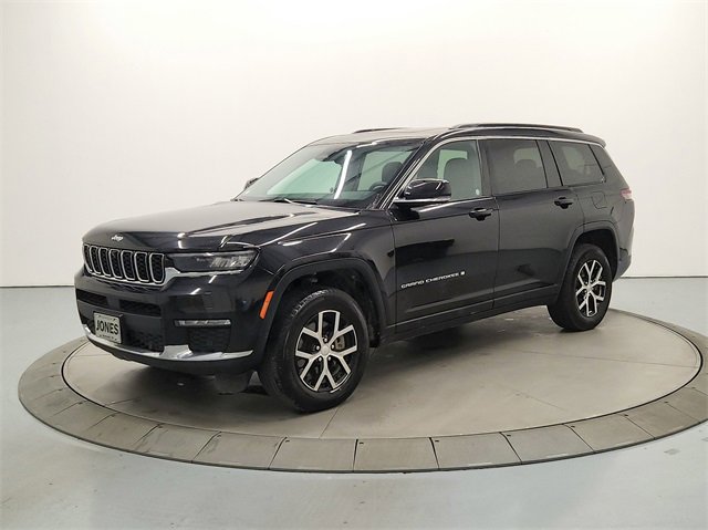 2024 Jeep Grand Cherokee Limited photo 3