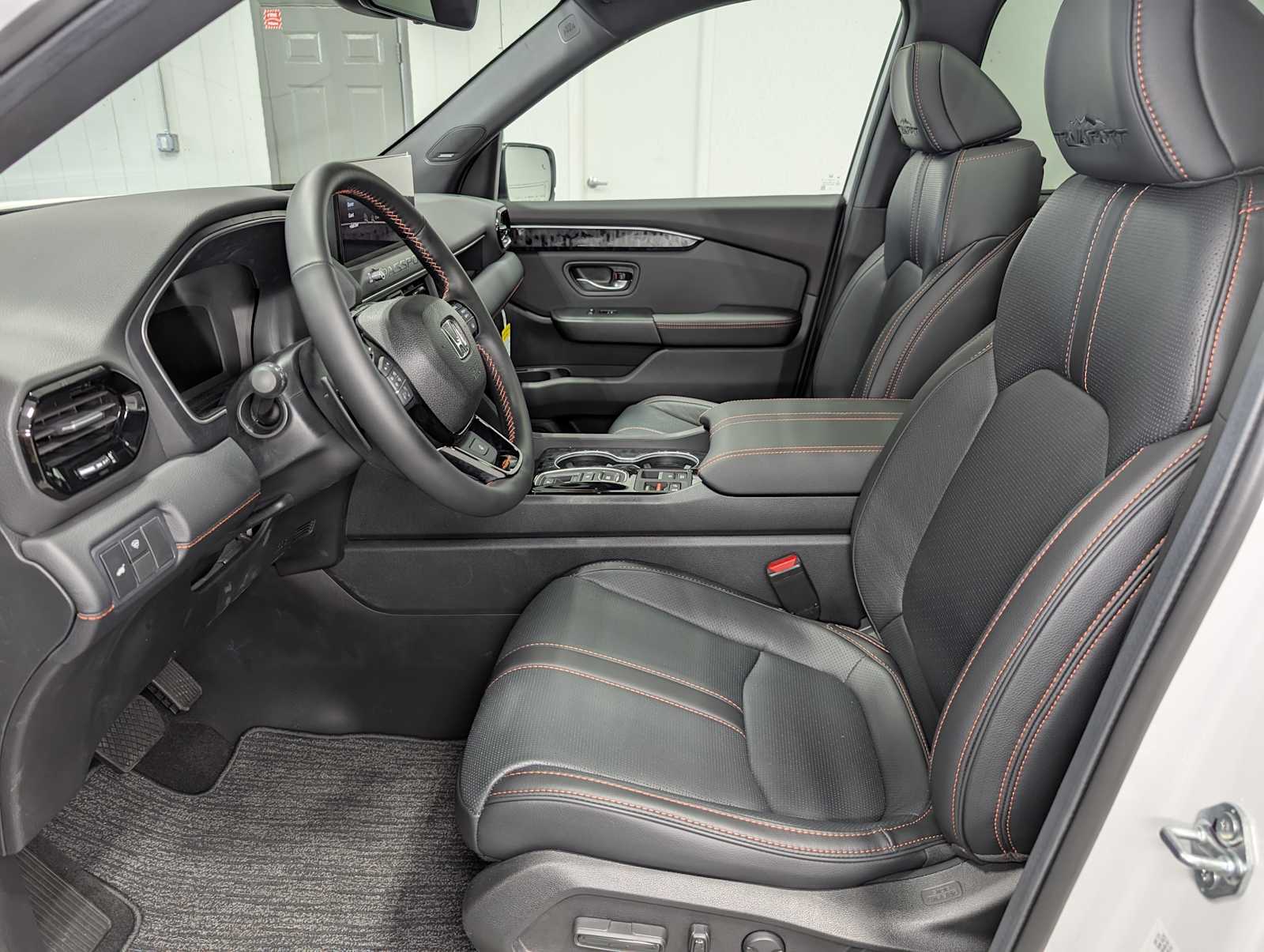 2026 Honda Passport TrailSport Elite photo 4