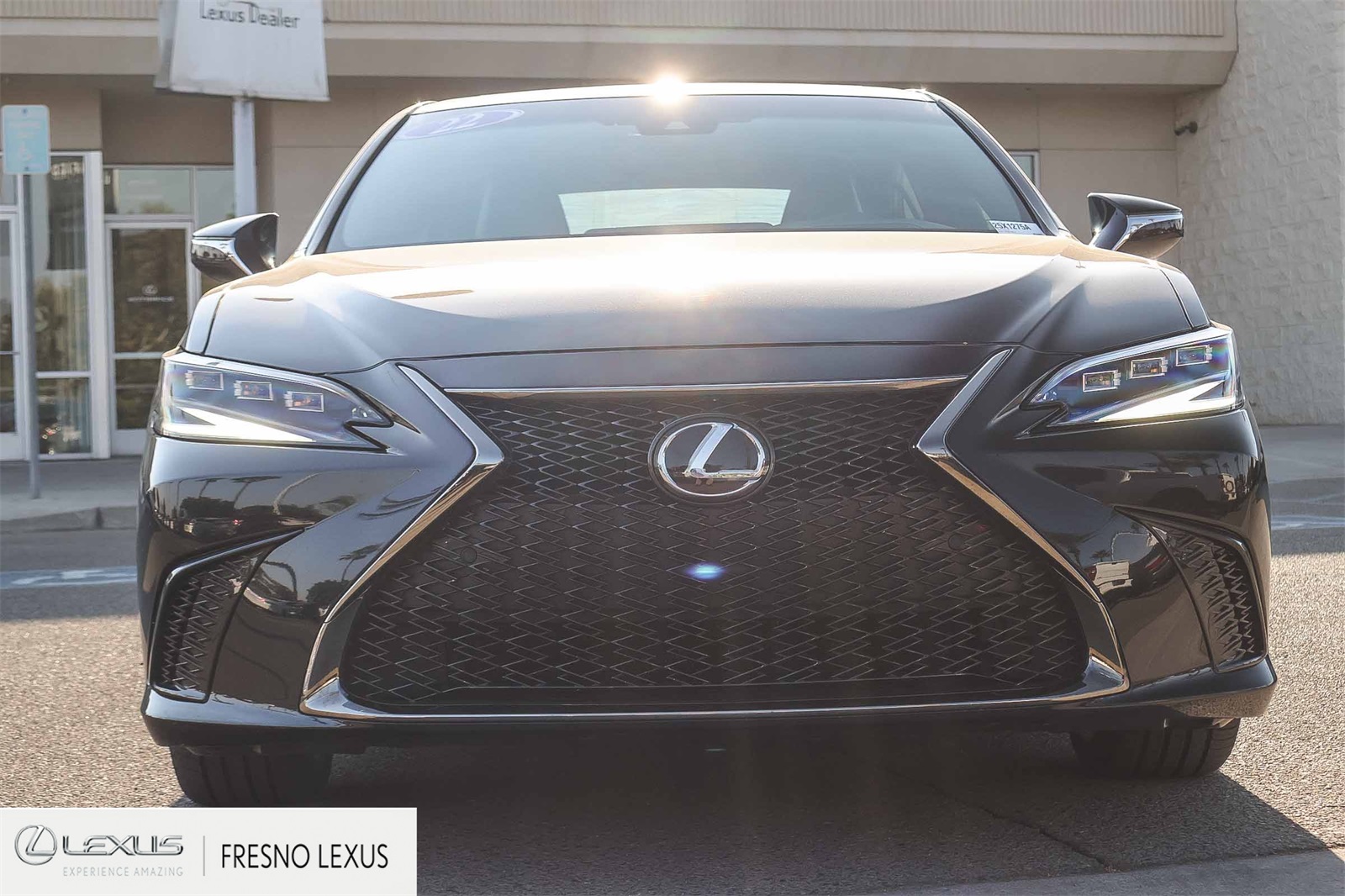 2022 Lexus ES 350 F SPORT photo 2