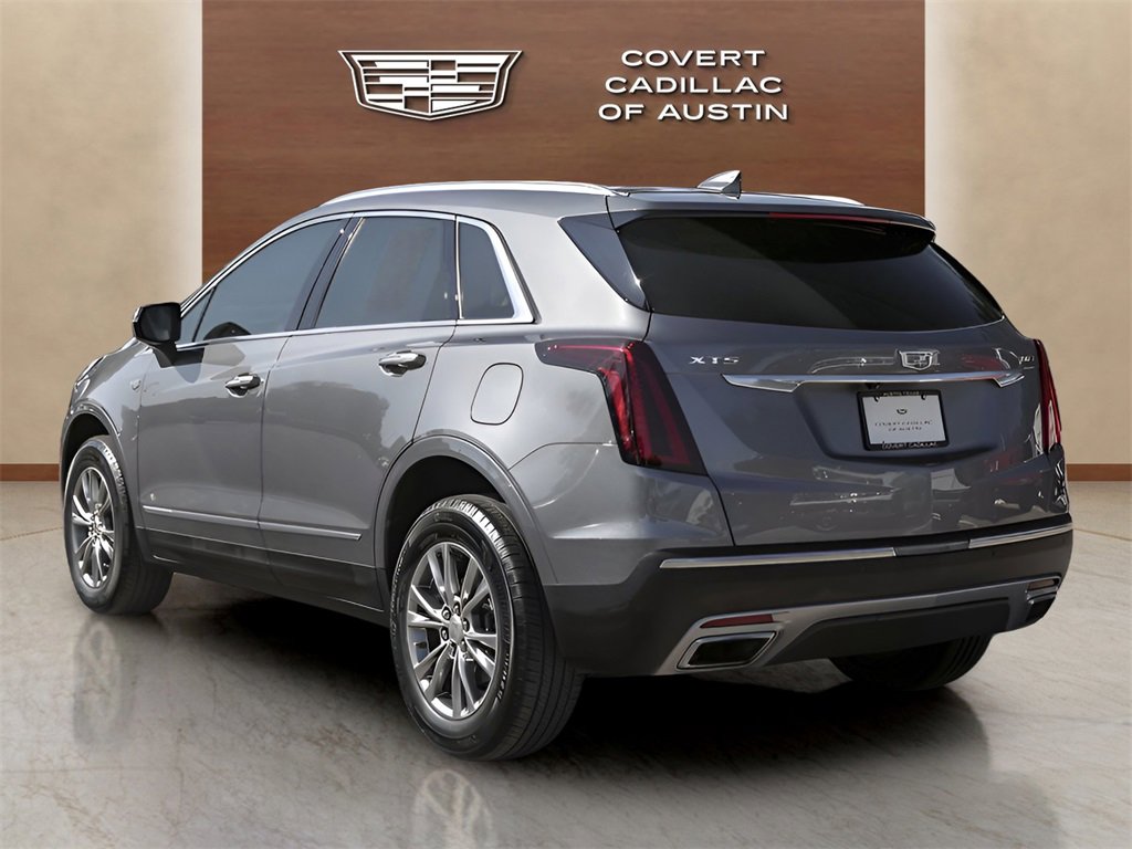 2022 Cadillac XT5 Premium Luxury photo 3