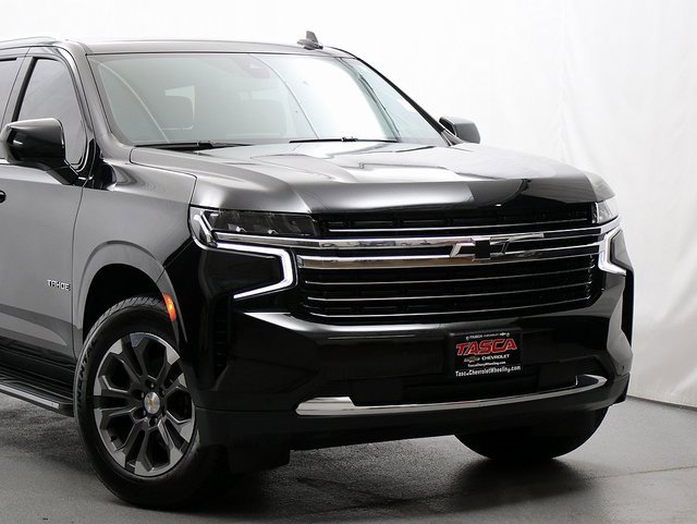 2022 Chevrolet Tahoe LT photo 2