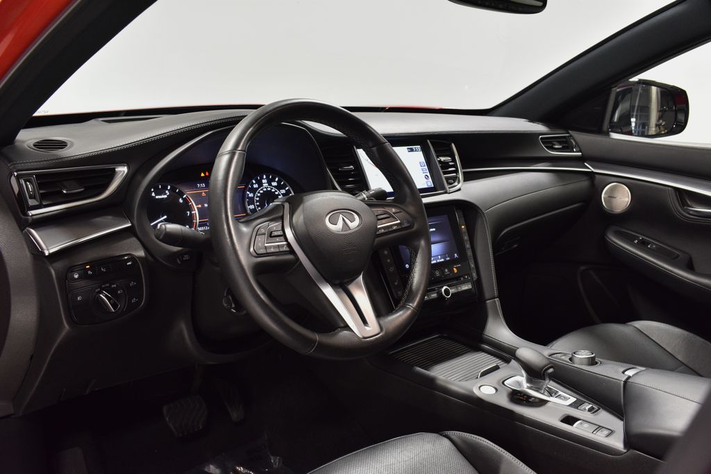 2022 Infiniti QX55 Essential photo 11