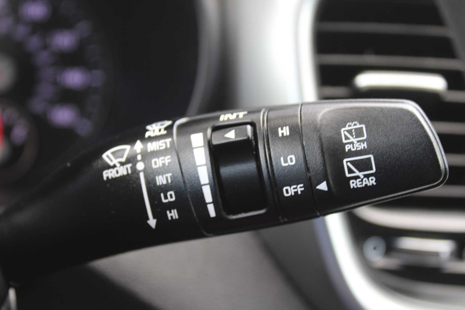 2019 Kia Sorento LX photo 29