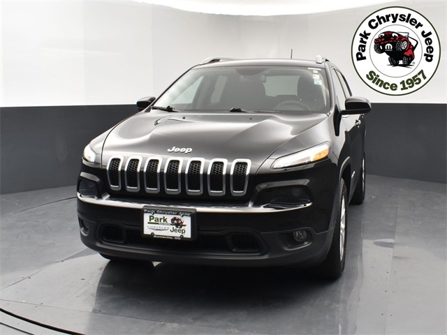 Used 2018 Jeep Cherokee Latitude with VIN 1C4PJMCB3JD601719 for sale in Burnsville, Minnesota