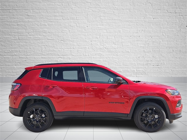 2025 Jeep Compass Latitude photo 5