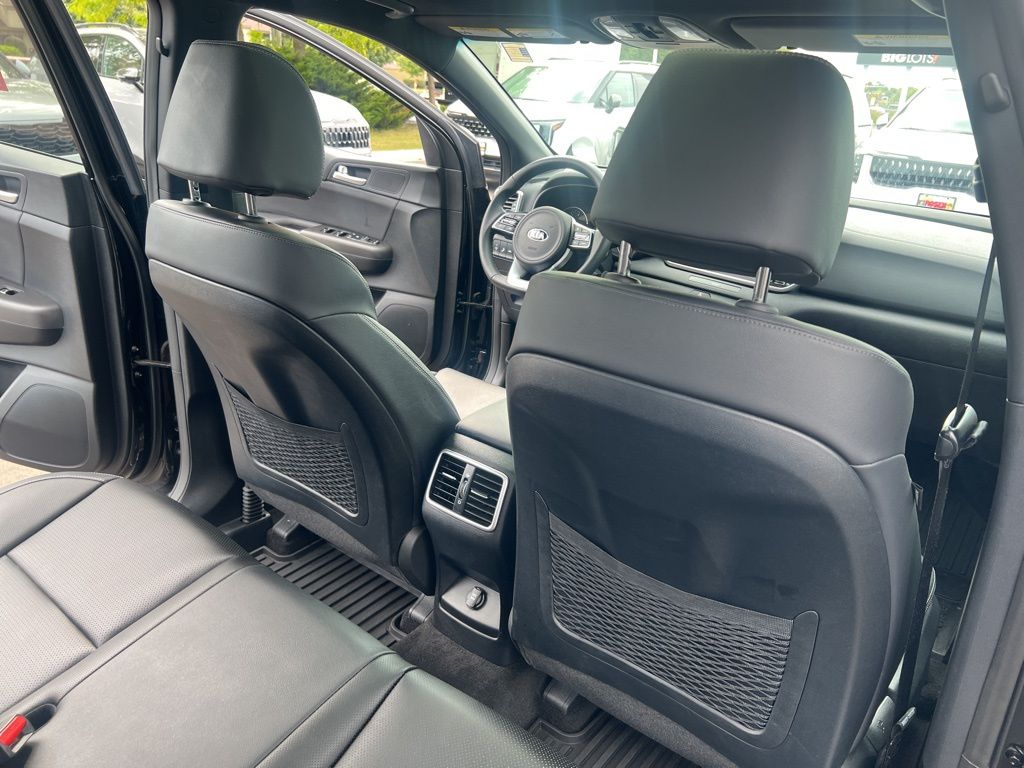 2020 Kia Sportage S photo 16