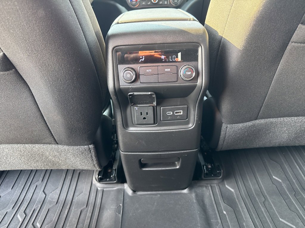 2023 Gmc Acadia SLE photo 23